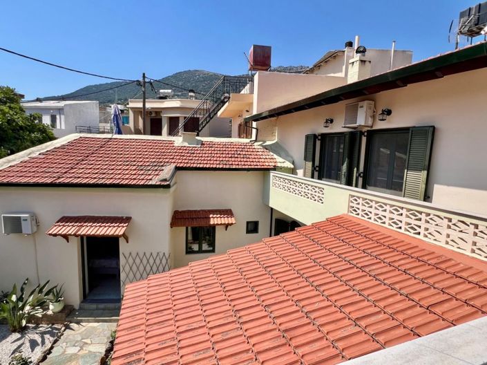 Image No.30-4 Bed Townhouse for sale