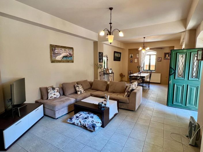 Image No.6-4 Bed Townhouse for sale