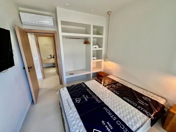 Image No.16-3 Bed House for sale