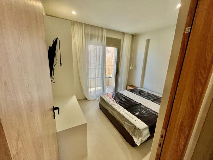 Image No.20-3 Bed House for sale