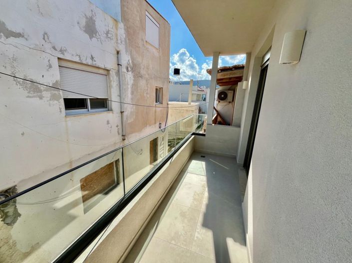 Image No.22-3 Bed House for sale