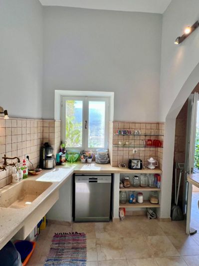 Image No.13-4 Bed Townhouse for sale