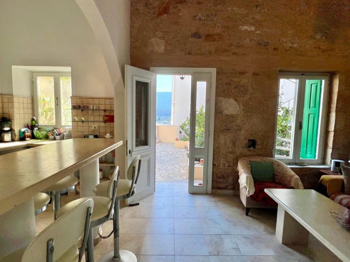 Image No.25-4 Bed Townhouse for sale