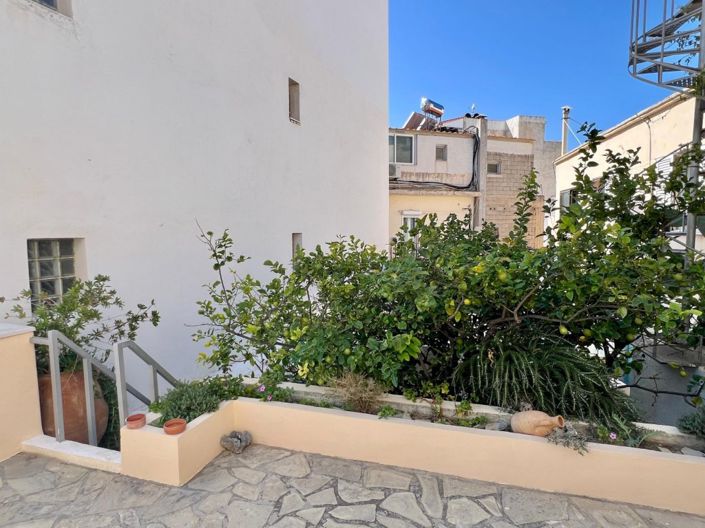 Image No.29-4 Bed Townhouse for sale