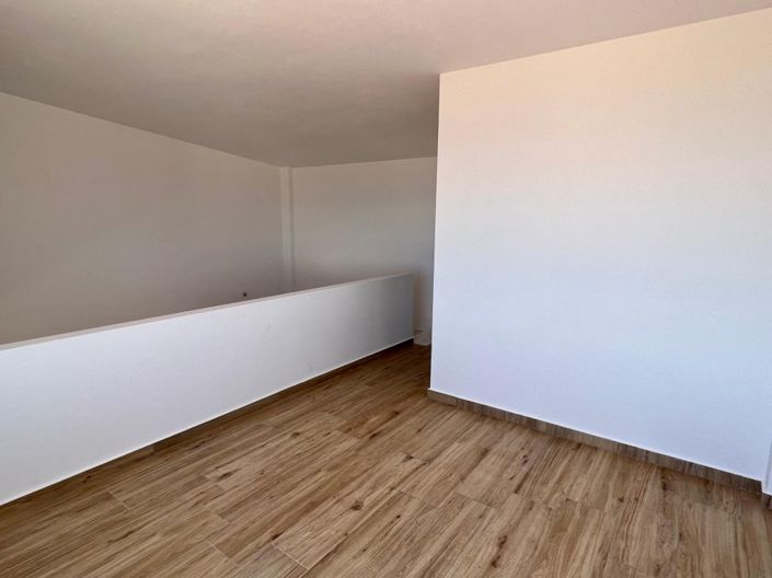 Image No.23-3 Bed House for sale