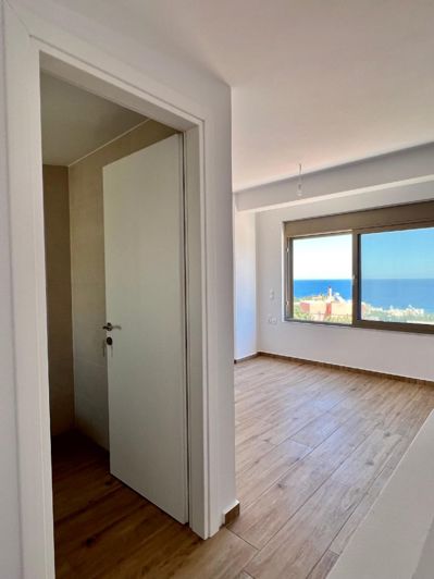 Image No.26-3 Bed House for sale