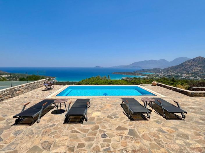 Image No.2-4 Bed Villa / Detached for sale