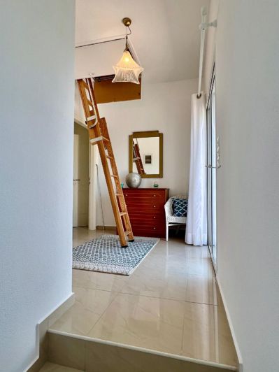 Image No.16-4 Bed Villa / Detached for sale