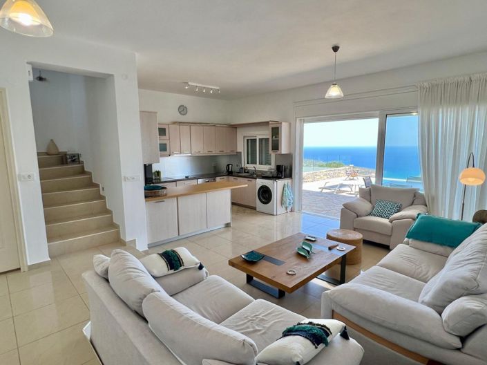 Image No.8-4 Bed Villa / Detached for sale