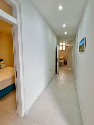 Image No.13-2 Bed House for sale