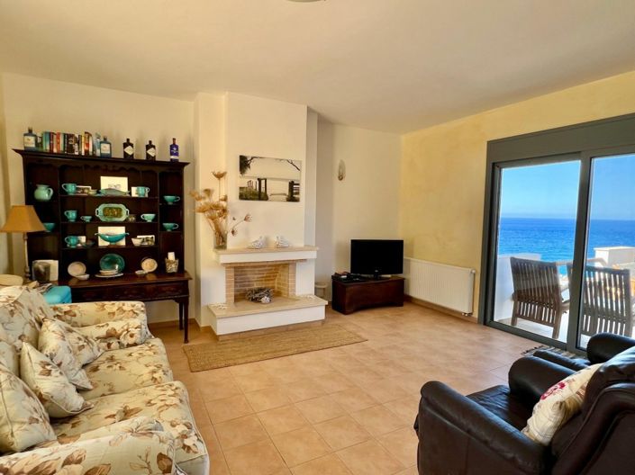 Image No.6-4 Bed Villa for sale