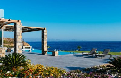 6 Bed Villa for sale