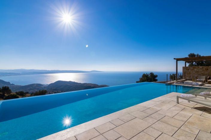 Image No.1-5 Bed Villa for sale