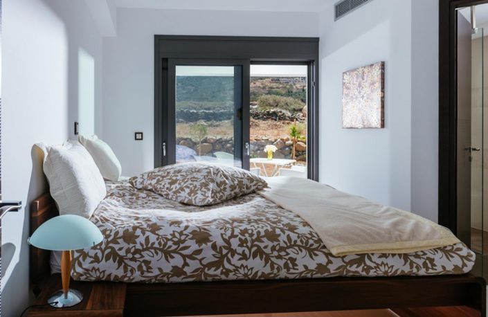 Image No.15-6 Bed Villa for sale