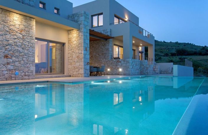 Image No.30-5 Bed Villa for sale