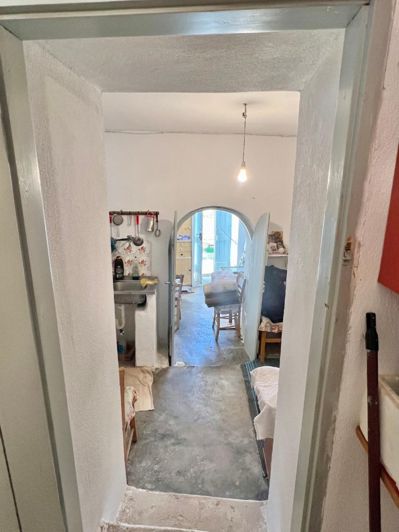 Image No.14-1 Bed House for sale