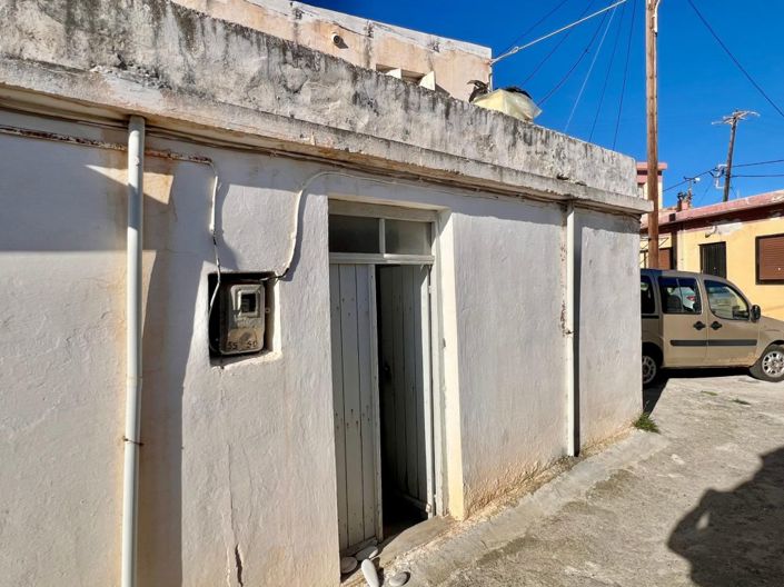 Image No.19-1 Bed House for sale