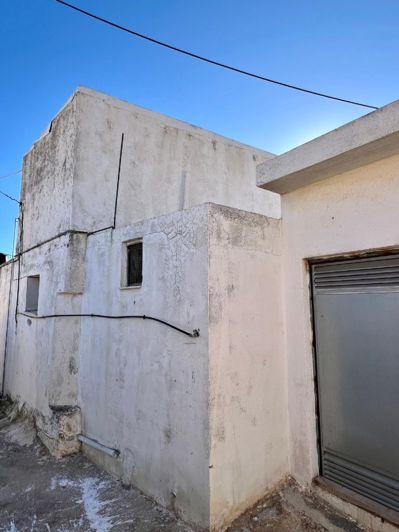 Image No.21-1 Bed House for sale