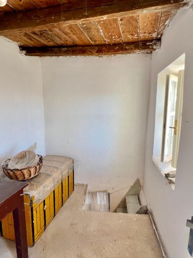 Image No.6-1 Bed House for sale