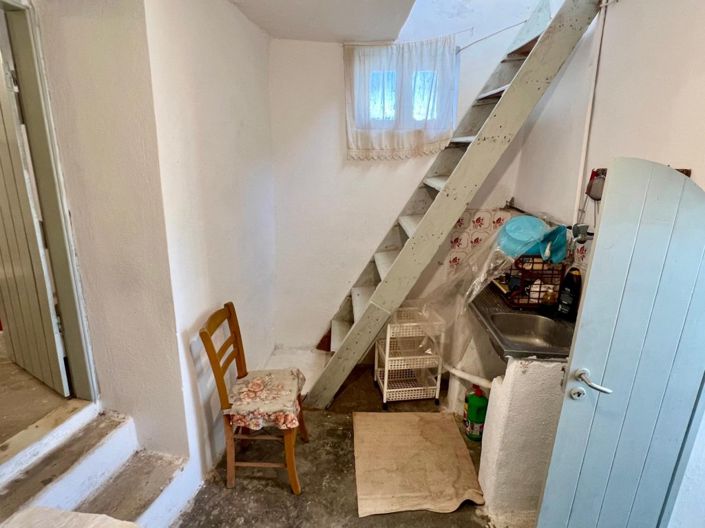 Image No.8-1 Bed House for sale