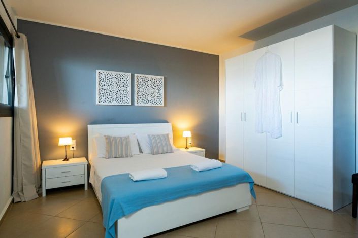 Image No.13-4 Bed Villa for sale