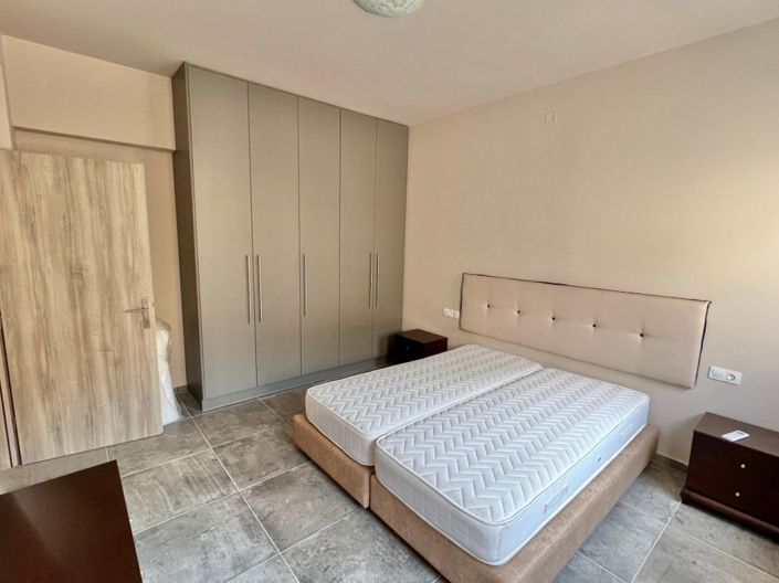 Image No.13-3 Bed House for sale