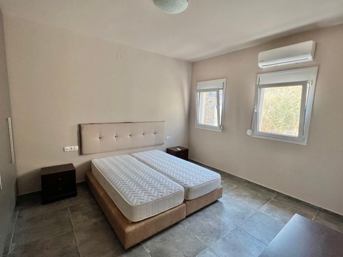 Image No.14-3 Bed House for sale