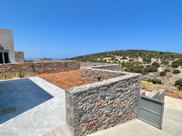 Image No.17-3 Bed House for sale