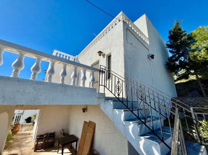 Image No.30-2 Bed House for sale