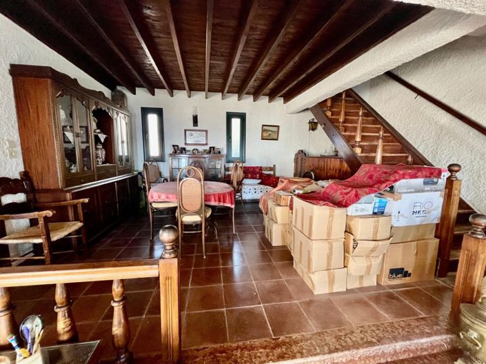 Image No.6-2 Bed House for sale