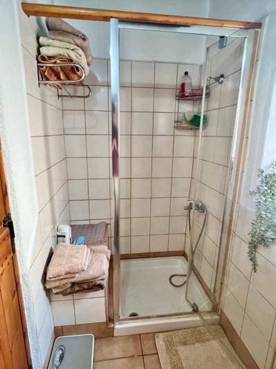 Image No.17-2 Bed House for sale