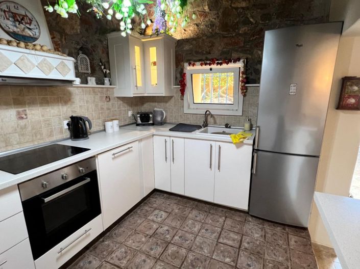 Image No.10-2 Bed Villa for sale