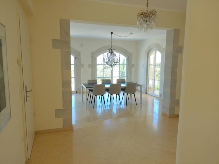 Image No.6-6 Bed Villa for sale