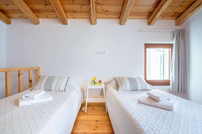 Image No.17-3 Bed House for sale