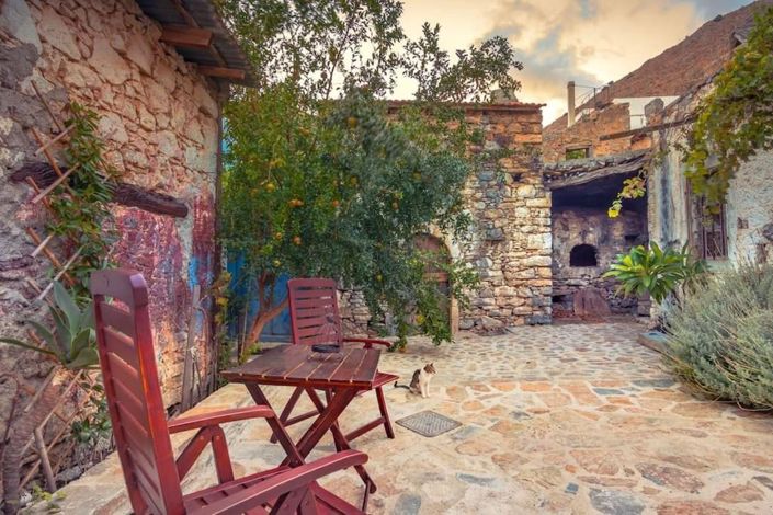 Image No.26-3 Bed House for sale