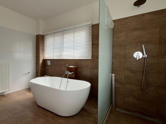 Image No.19-3 Bed Villa for sale