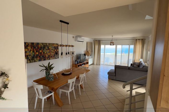 Image No.6-3 Bed Villa for sale