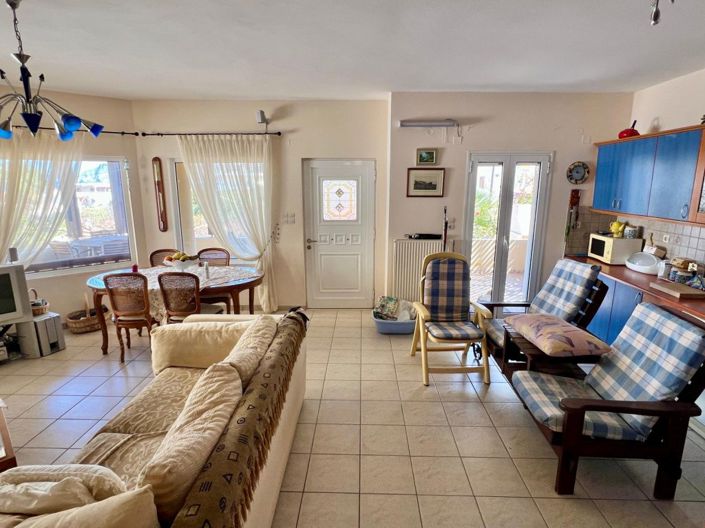 Image No.12-2 Bed House for sale