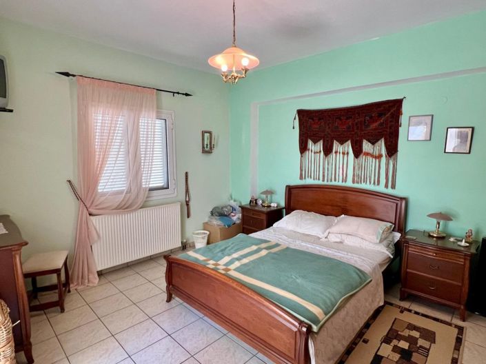 Image No.14-2 Bed House for sale