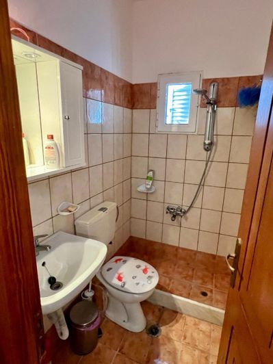 Image No.17-2 Bed House for sale