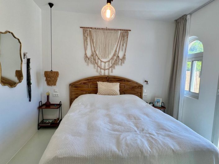 Image No.27-2 Bed House for sale