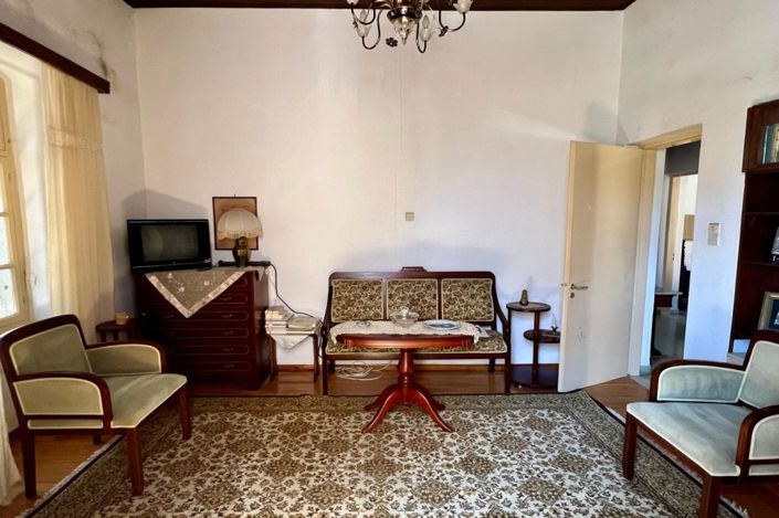Image No.11-3 Bed House for sale