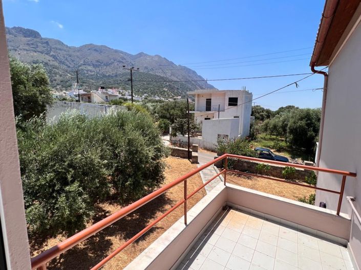 Image No.26-4 Bed Country House for sale