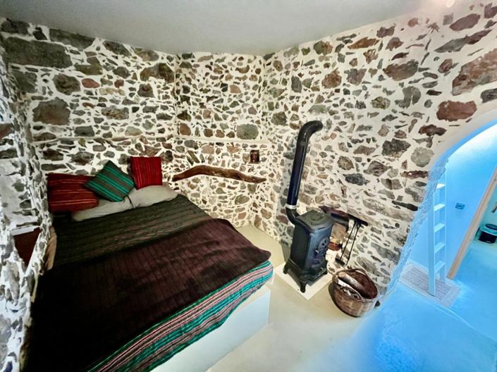 Image No.18-1 Bed House for sale