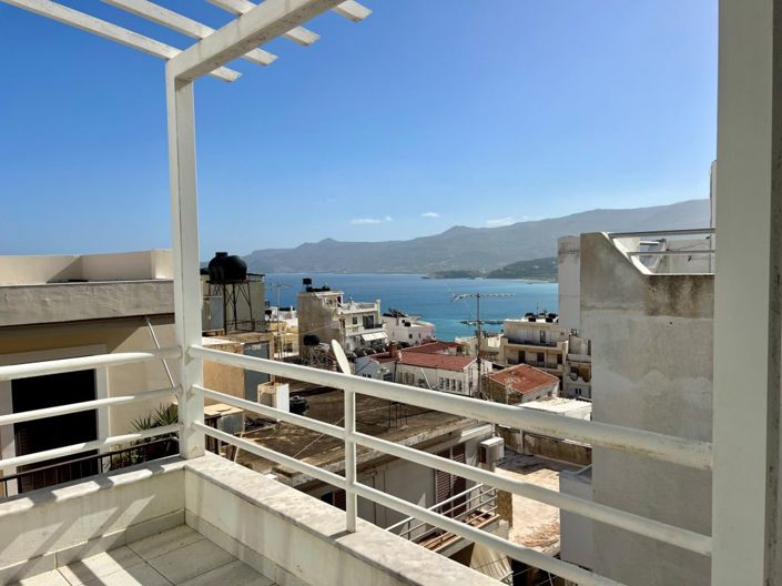Image No.11-3 Bed House for sale