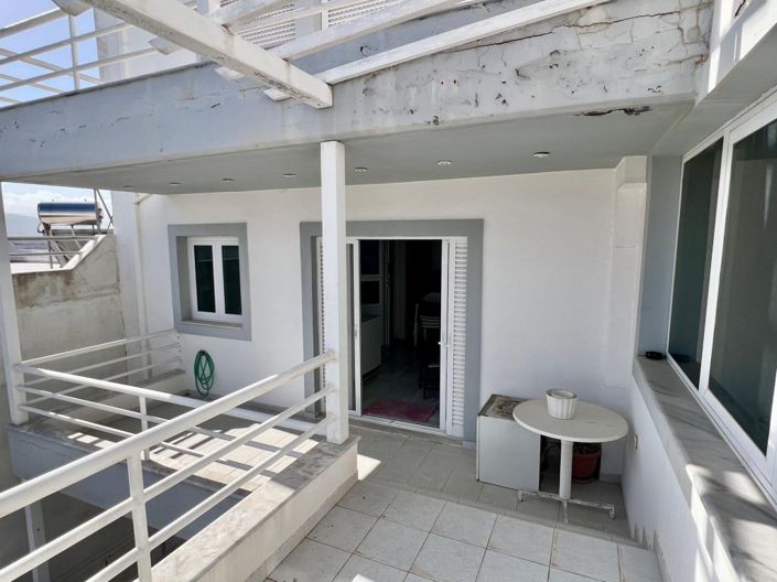 Image No.17-3 Bed House for sale