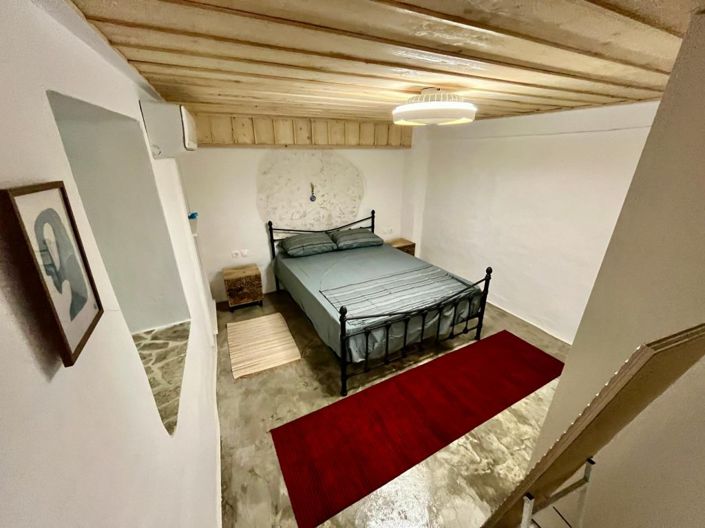 Image No.12-3 Bed House for sale