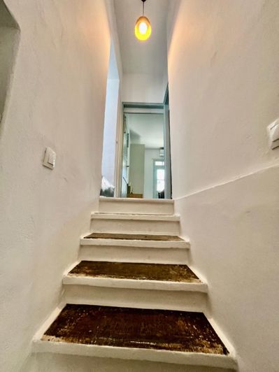 Image No.15-3 Bed House for sale
