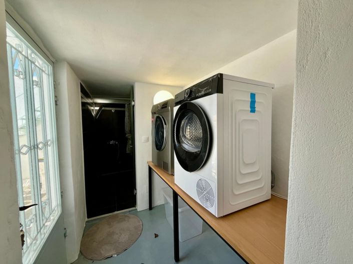 Image No.24-3 Bed House for sale