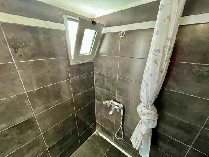 Image No.26-3 Bed House for sale